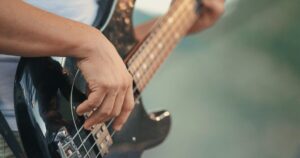 How to Play “Simple Man” by Lynyrd Skynyrd: A Complete Guitar Lesson for Beginners 4 Should I Play Bass or Guitar? (Quiz to Help You Decide)